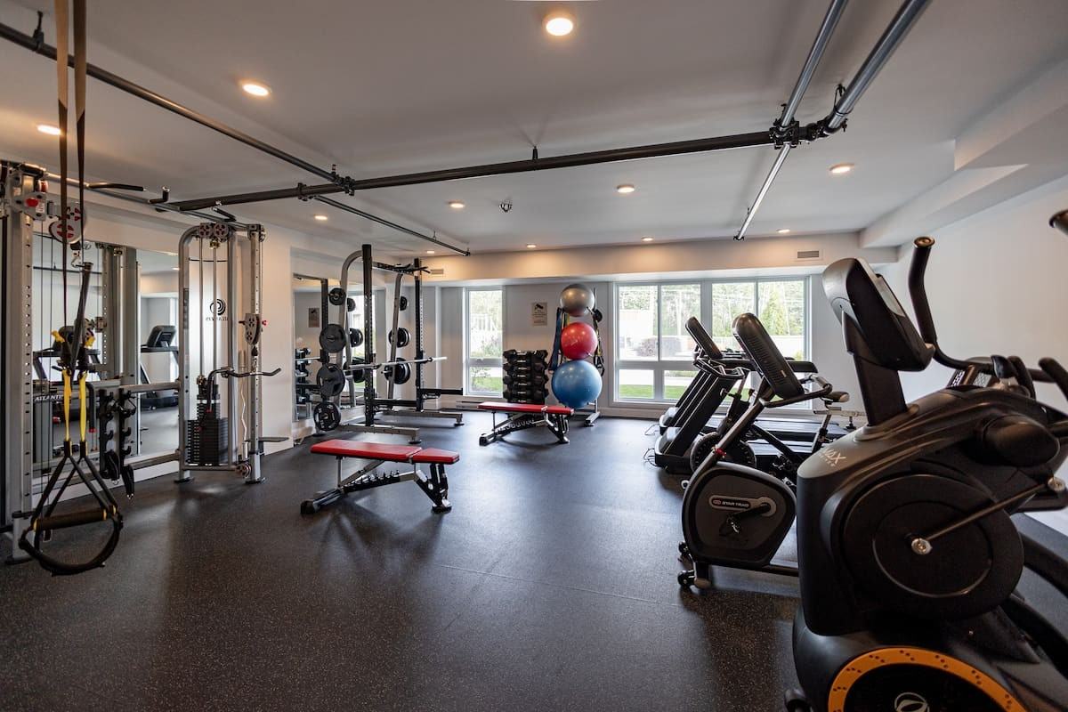 The Topaz Laval Apartments - Photo 6 of 39