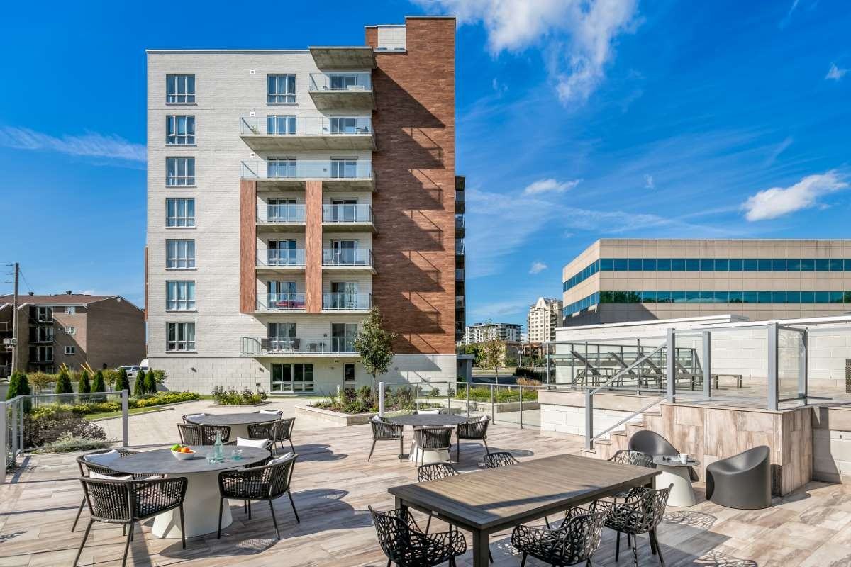 The Topaz Laval Apartments - Photo 7 of 39