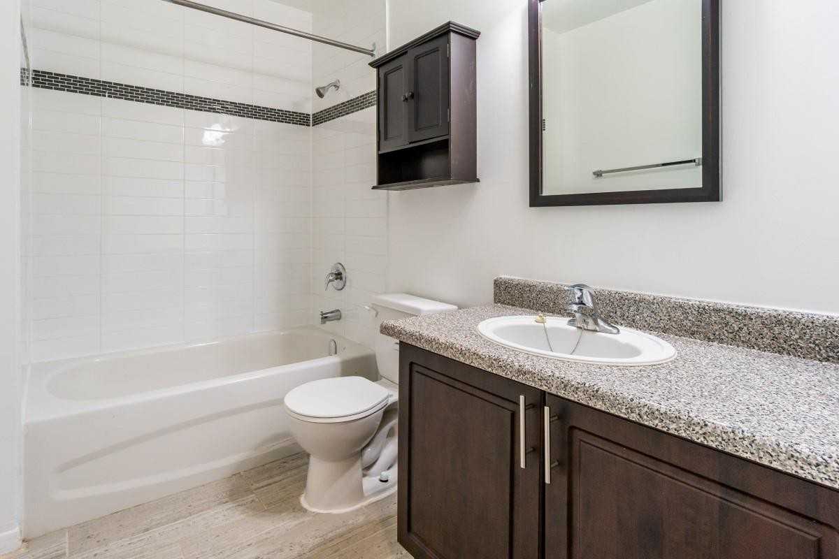 Silverstone Townhomes - Photo 7 of 12