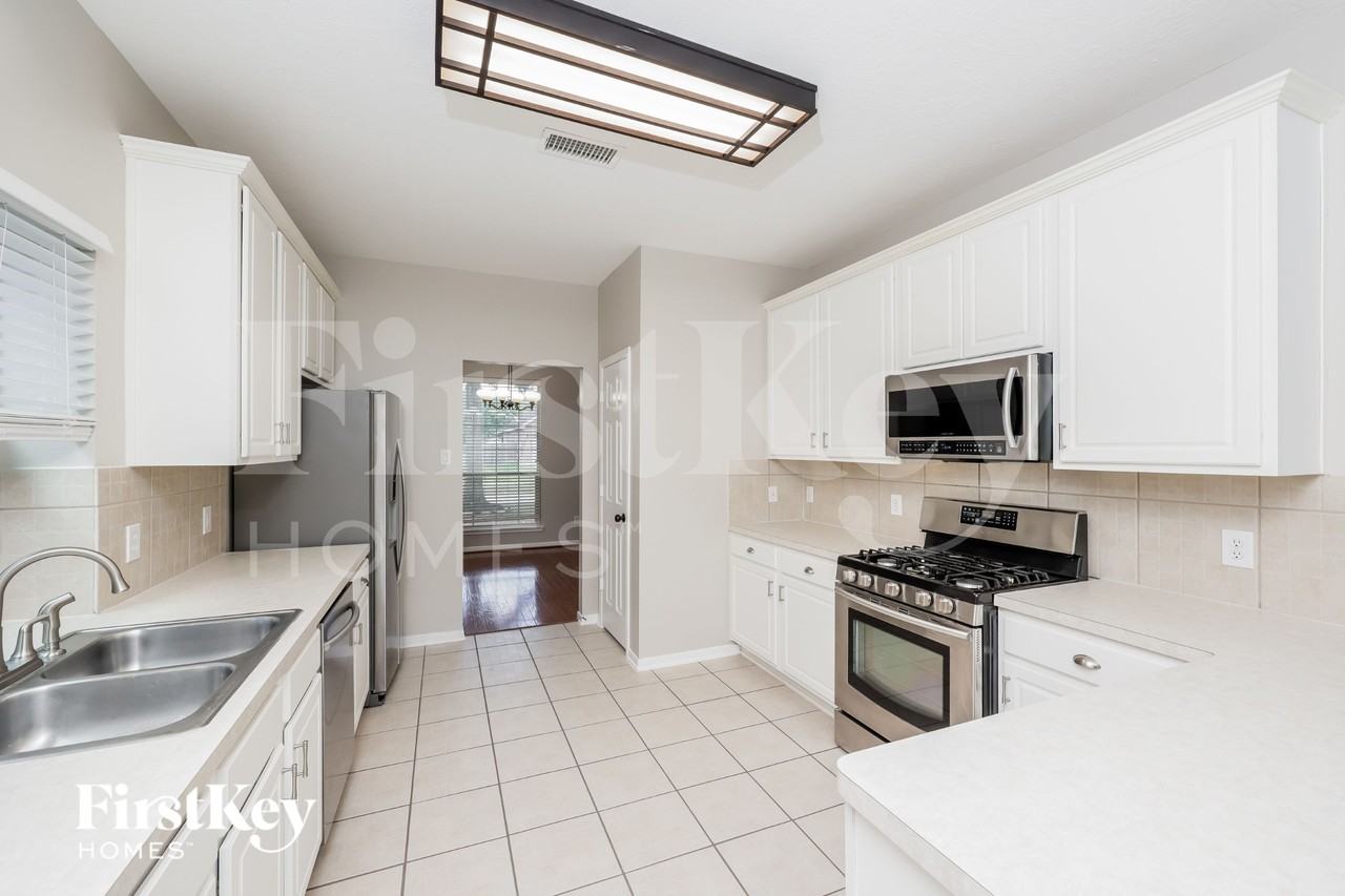 13202 Bufflehead Ct - Photo 7 of 15