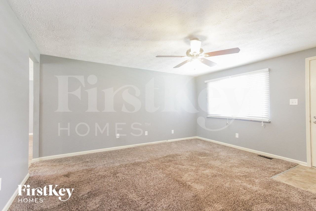 5501 Furnas Ct - Photo 3 of 15