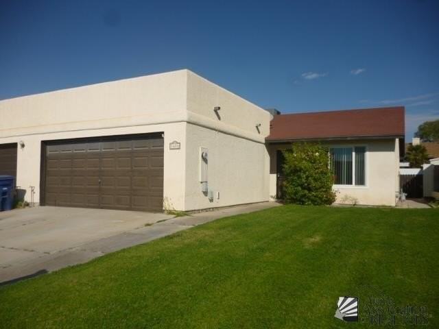 1684 W 14th St - Photo 2 of 23