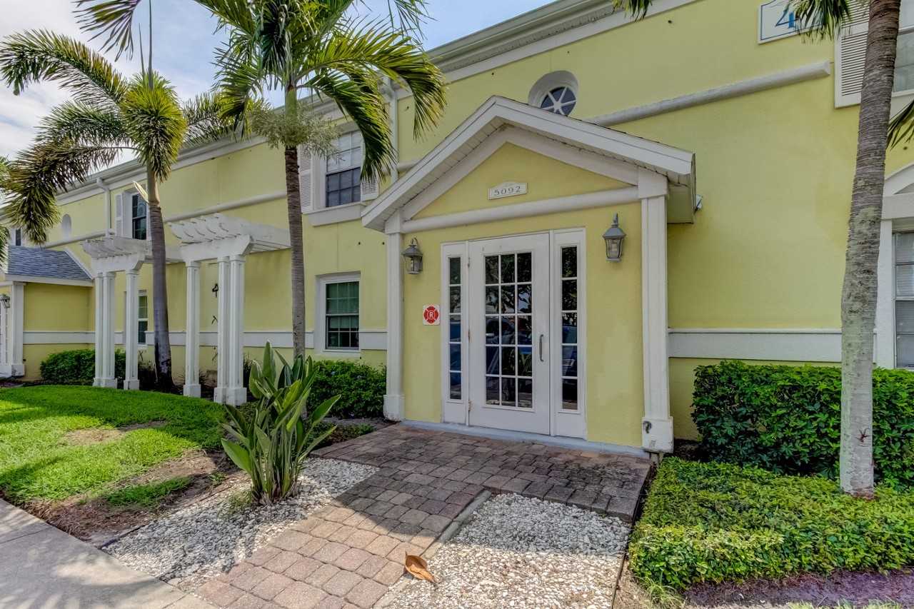 5092 Beach Dr Se - Photo 2 of 32