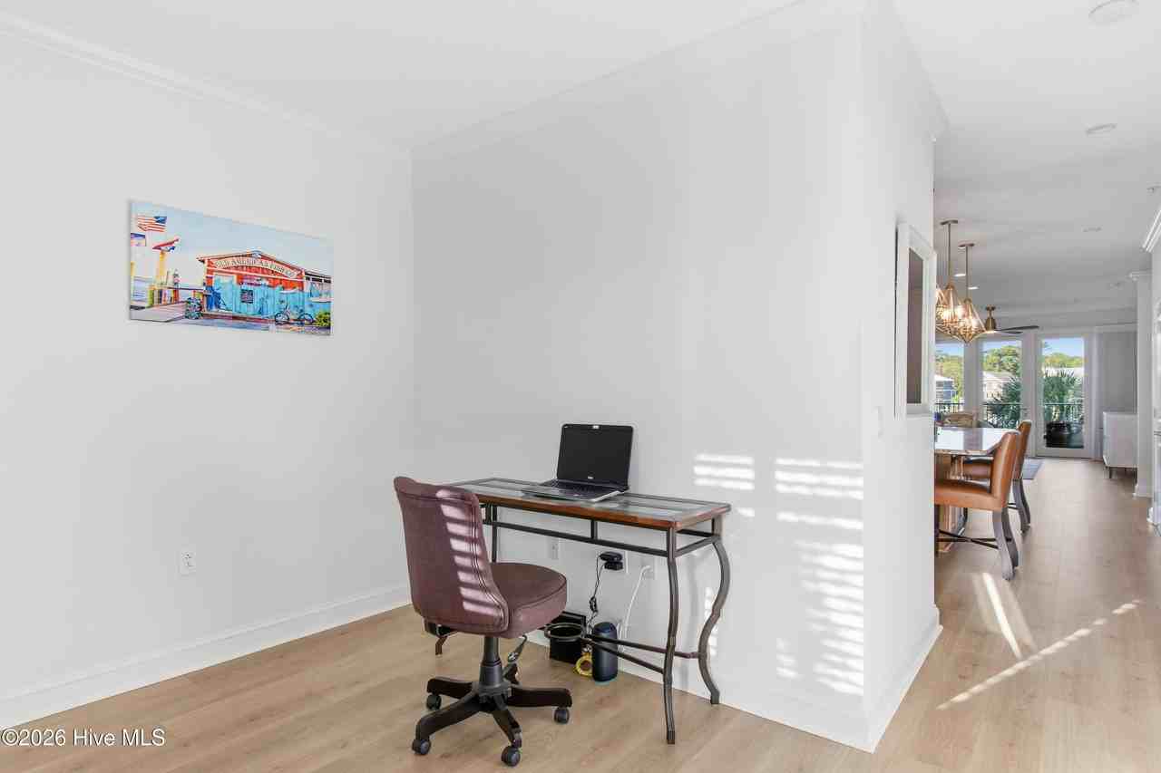 2571 Saint James Dr Se - Photo 5 of 44