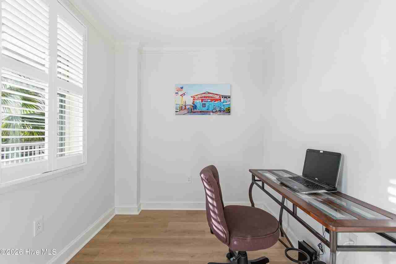 2571 Saint James Dr Se - Photo 6 of 44