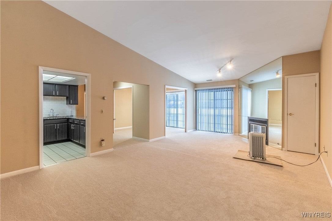 1105 Youngs Rd - Photo 5 of 31