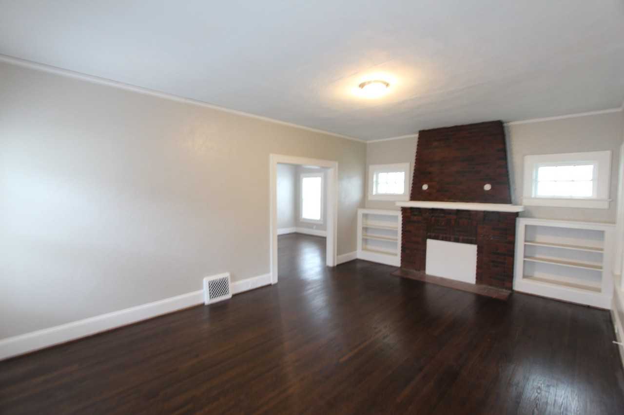 632 Oakland Ave - Photo 2 of 16