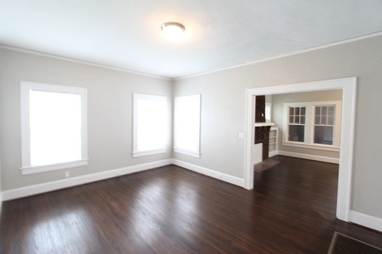 632 Oakland Ave - Photo 4 of 16