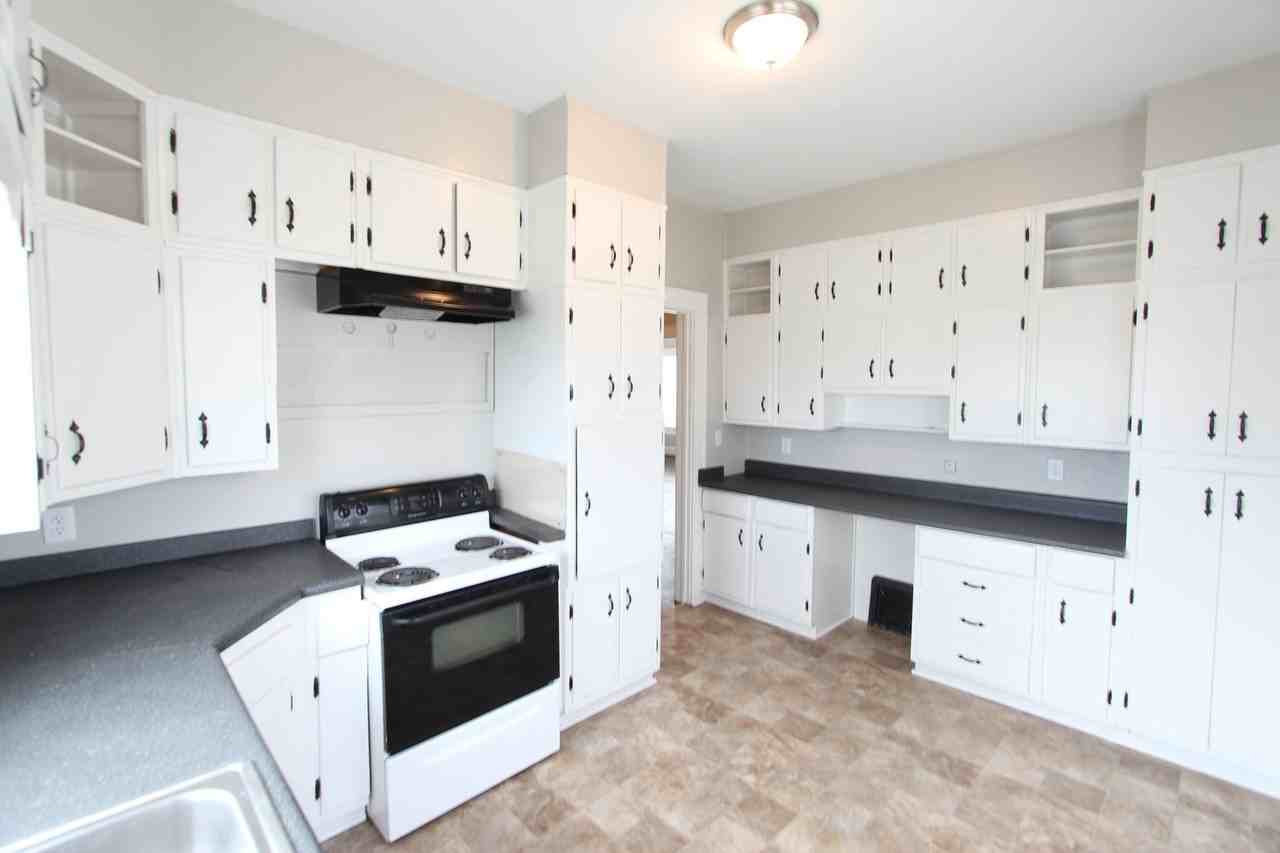 632 Oakland Ave - Photo 6 of 16