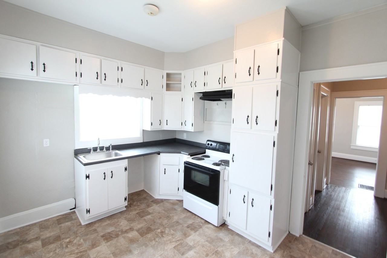 632 Oakland Ave - Photo 7 of 16