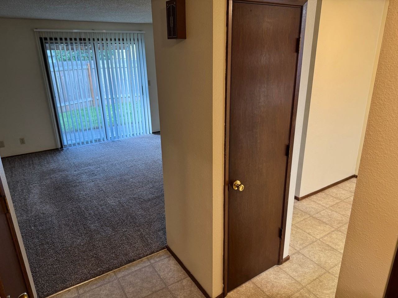 17 T St - Photo 4 of 32