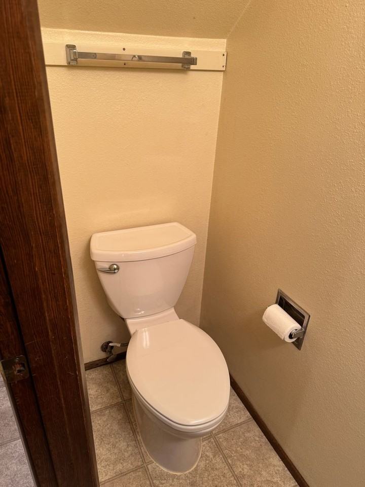 17 T St - Photo 5 of 32