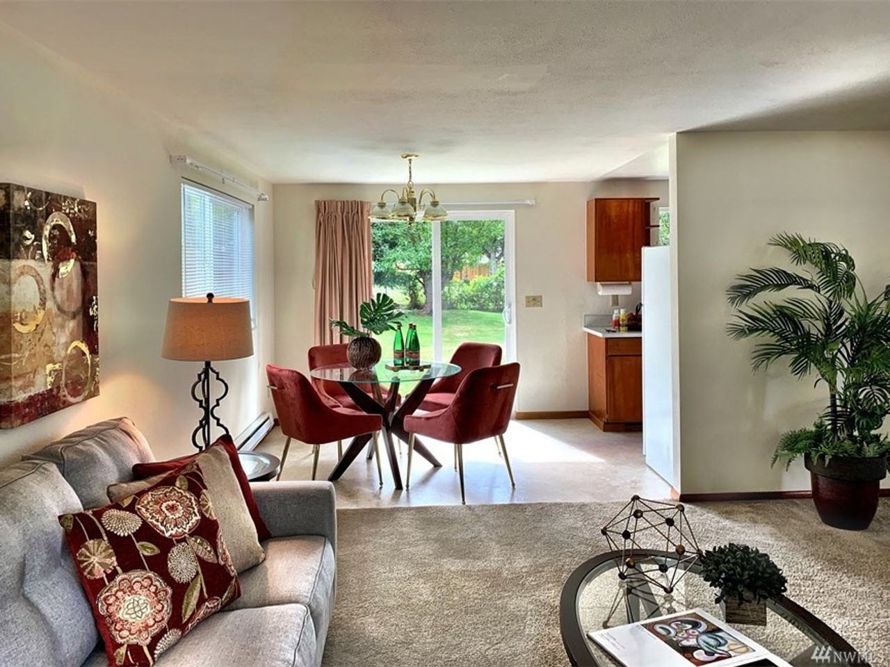 2119 Sw Cloverdale St - Photo 3 of 4