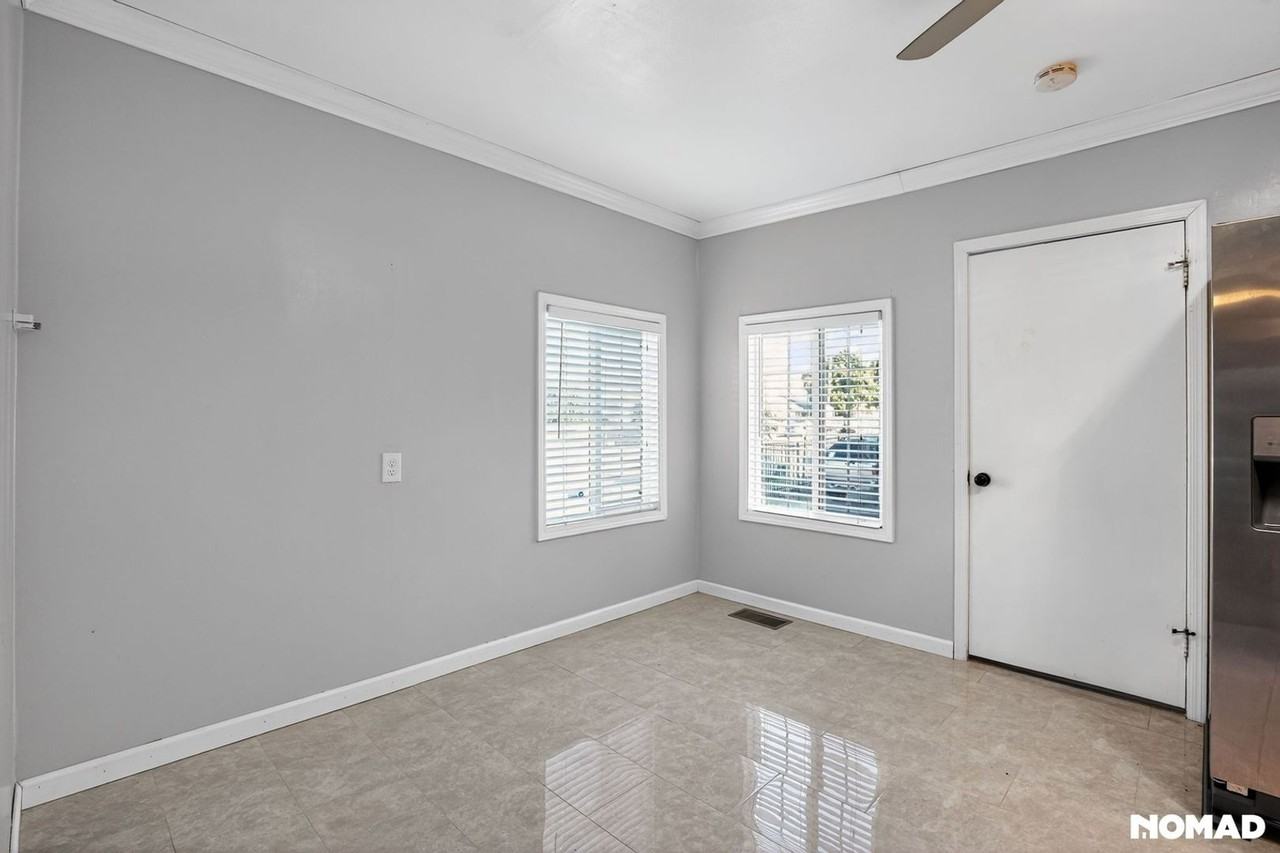 1206 105th Ave - Photo 6 of 19