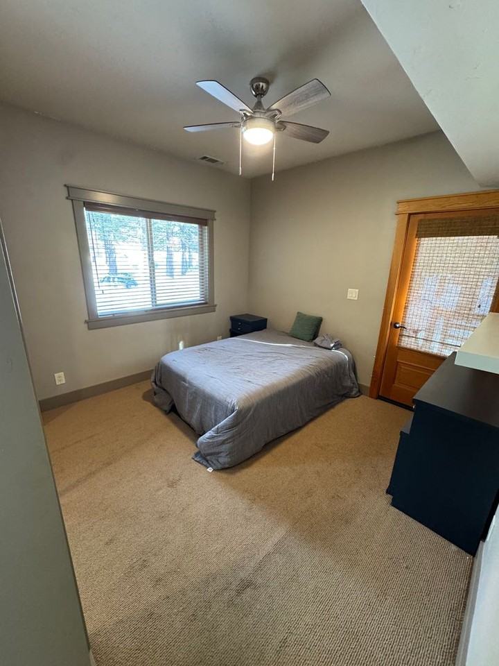 493 Joaquin Rd #B - Photo 2 of 17