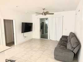 featured image of 5613 Del Coronado Dr