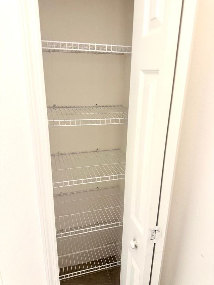 5613 Del Coronado Dr - Photo 2 of 17