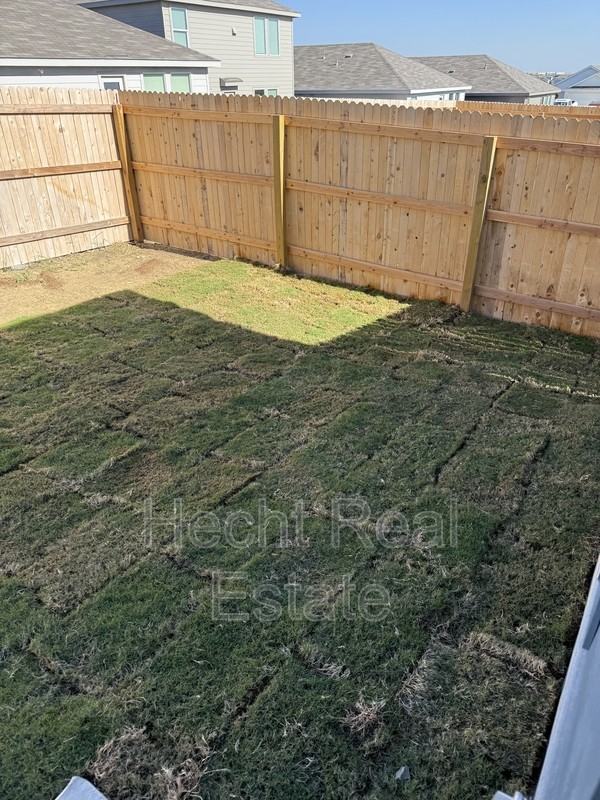 264 Ottaway Way - Photo 5 of 24