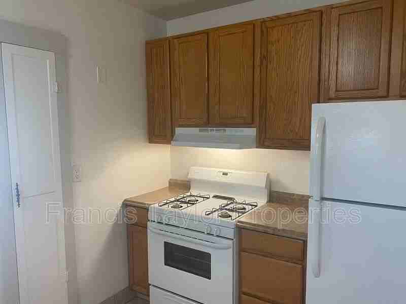 1214 S Escondido Blvd #12 - Photo 4 of 12