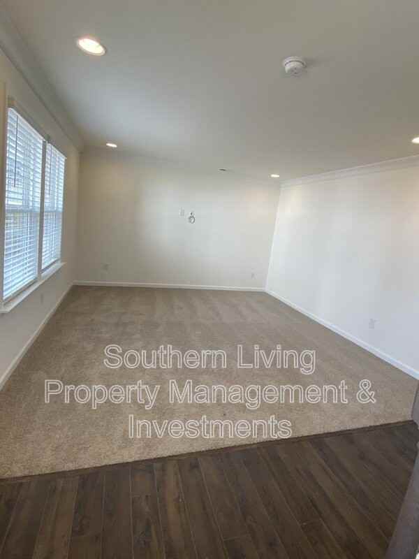 13109 Simoneaux Ln - Photo 4 of 28