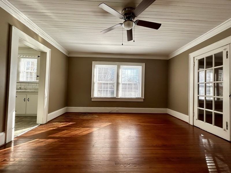 935 Old Charlotte Rd - Photo 6 of 26