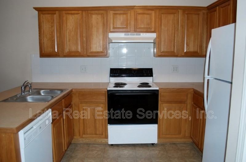 151 Nw Barr Rd - Photo 4 of 14