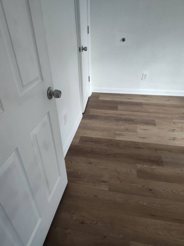 1123 24th St - Photo 7 of 11