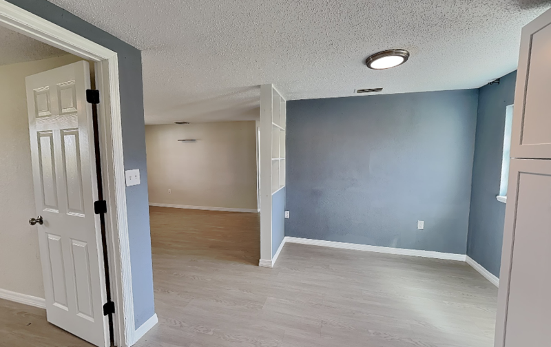 502 Dunbar Ave - Photo 5 of 17