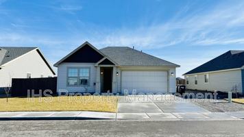 featured image of 3907 Charleston Ln