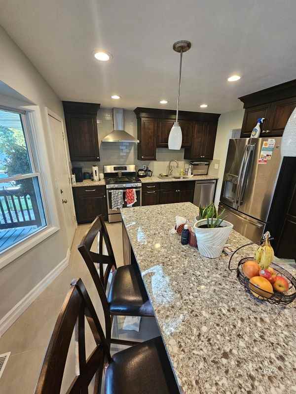 1232 23rd St - Photo 4 of 13