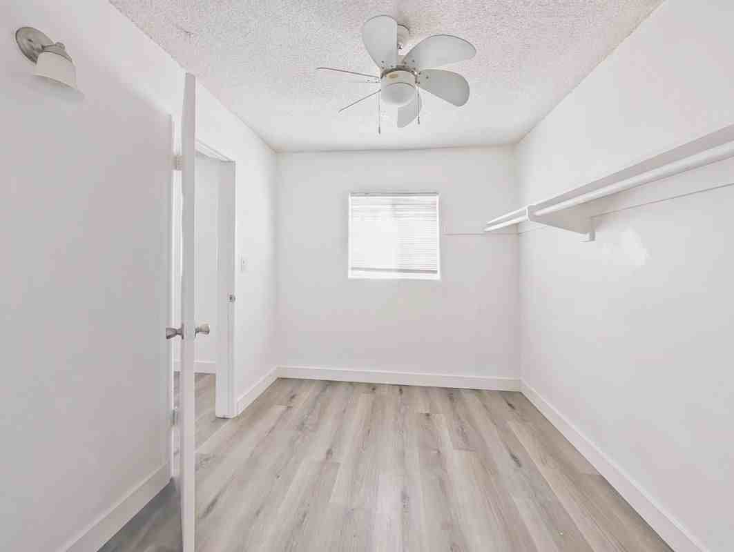 8061 8th St ##3 - Photo 6 of 9