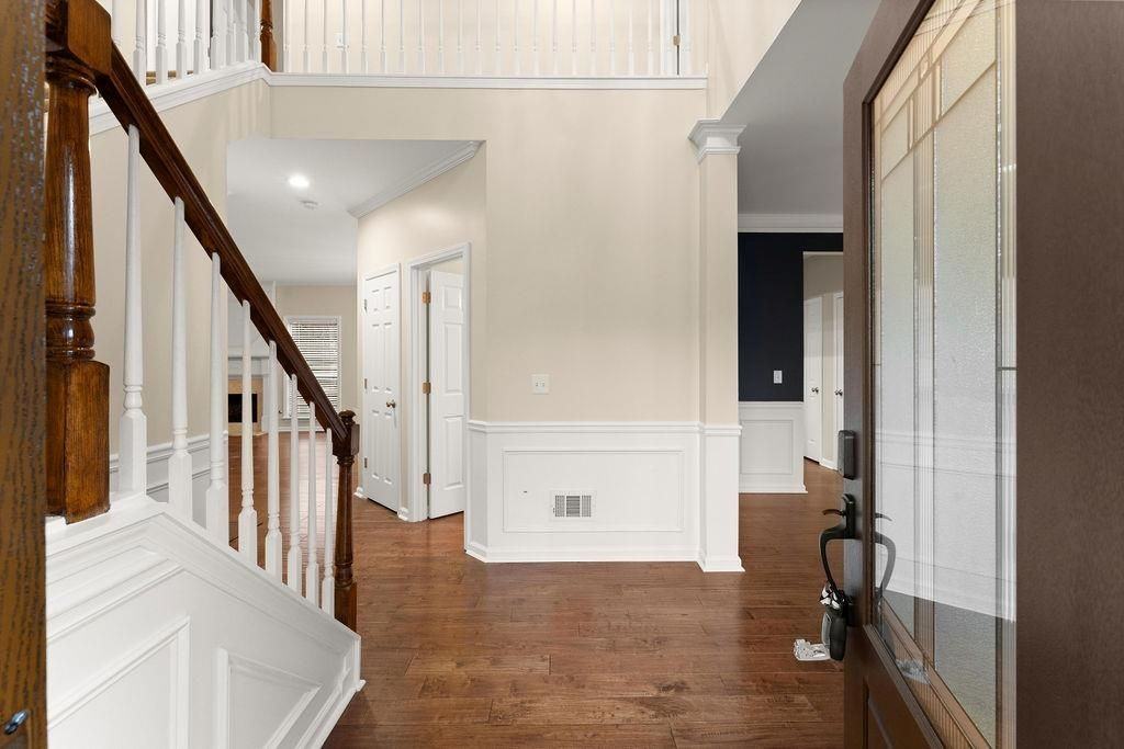 2309 Wickingham Dr - Photo 4 of 50