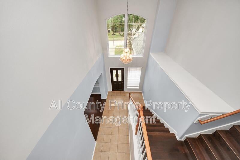 23906 Indian Crest Ct - Photo 5 of 32