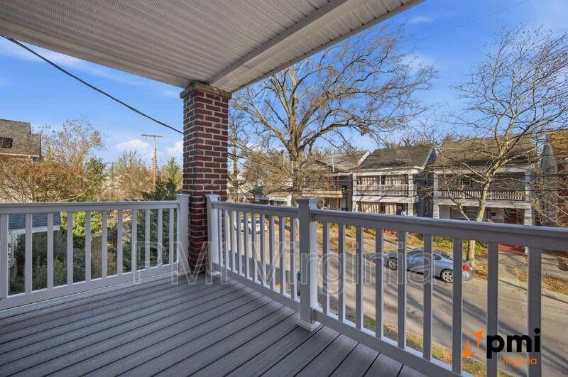 703 W 29th St #4 - Photo 3 of 21