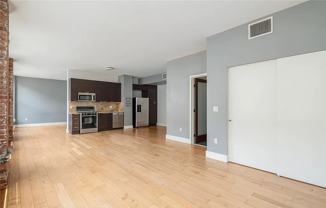 460 S Spring St #1013 - Photo 1 of 1