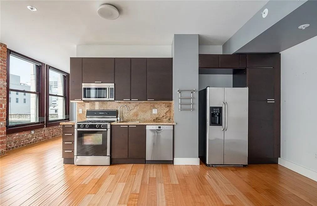 460 S Spring St #1013 - Photo 3 of 18