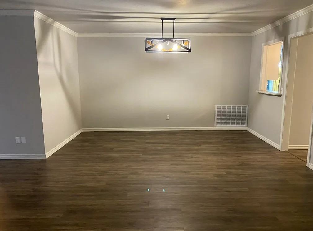 6211 N Miller Ave - Photo 2 of 10