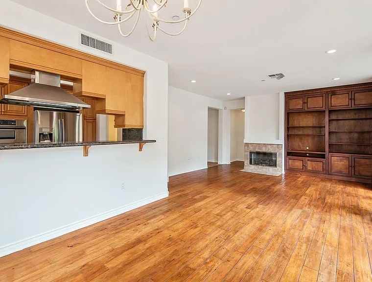 5935 Playa Vista Dr #102 - Photo 3 of 16