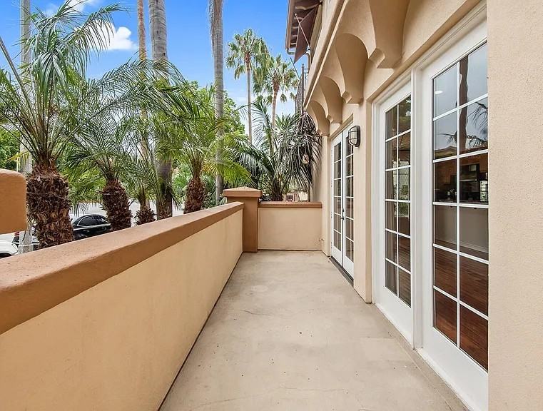 5935 Playa Vista Dr #102 - Photo 6 of 16