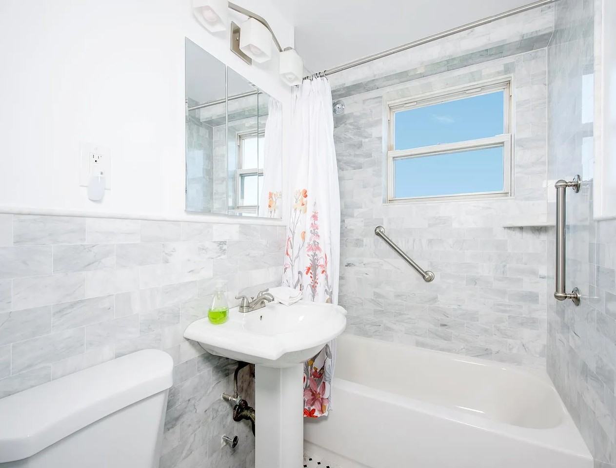 5700 Arlington Ave #11H - Photo 3 of 11