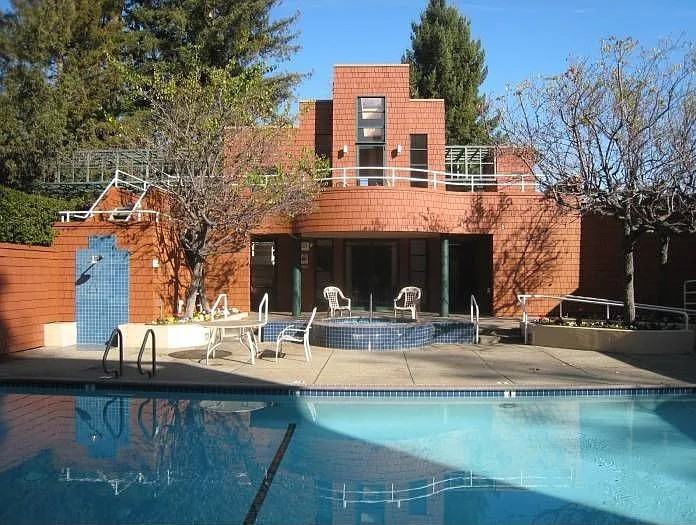 4173 El Camino Real #10 - Photo 6 of 16