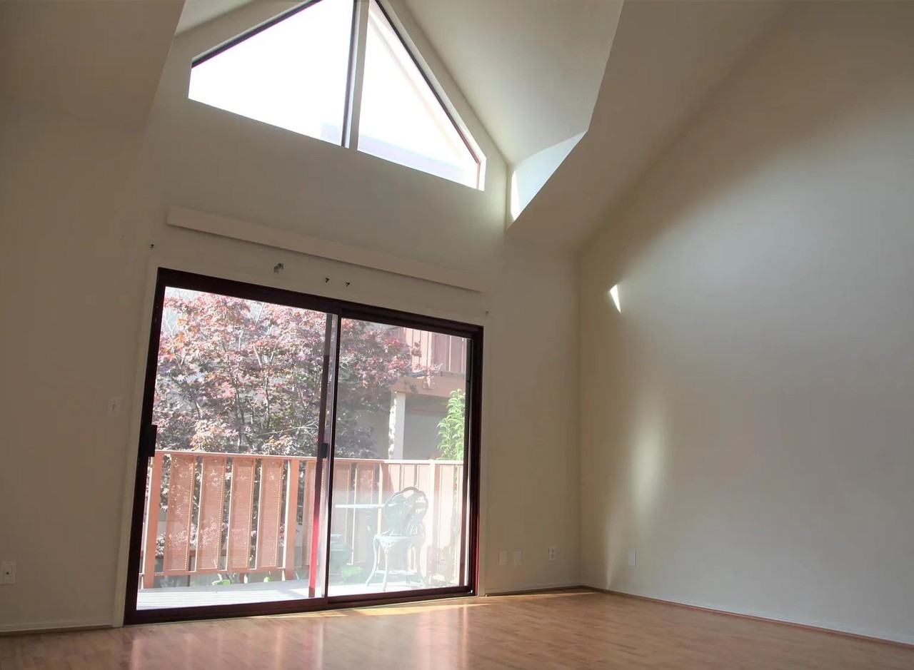 4151 El Camino Way #L - Photo 2 of 8