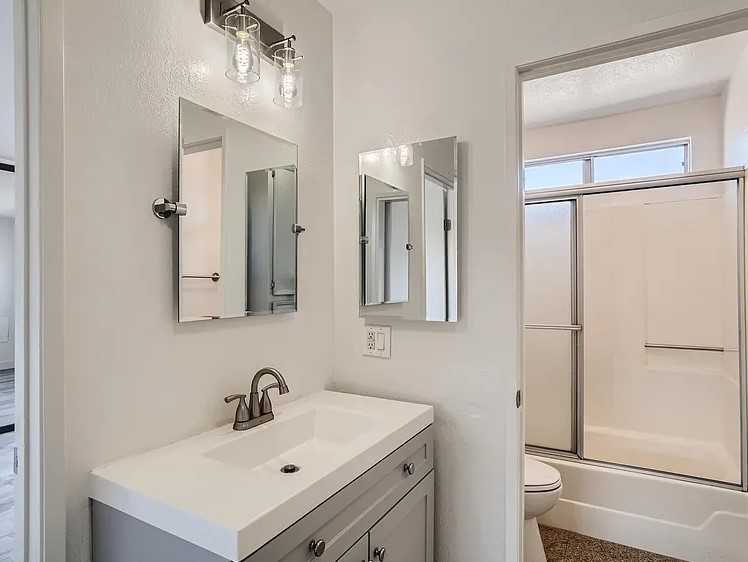 3825 Van Dyke Ave #6 - Photo 6 of 10