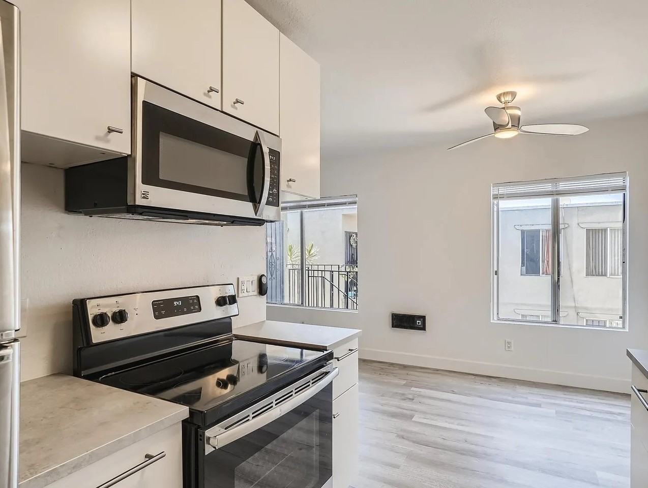 3825 Van Dyke Ave #6 - Photo 7 of 10