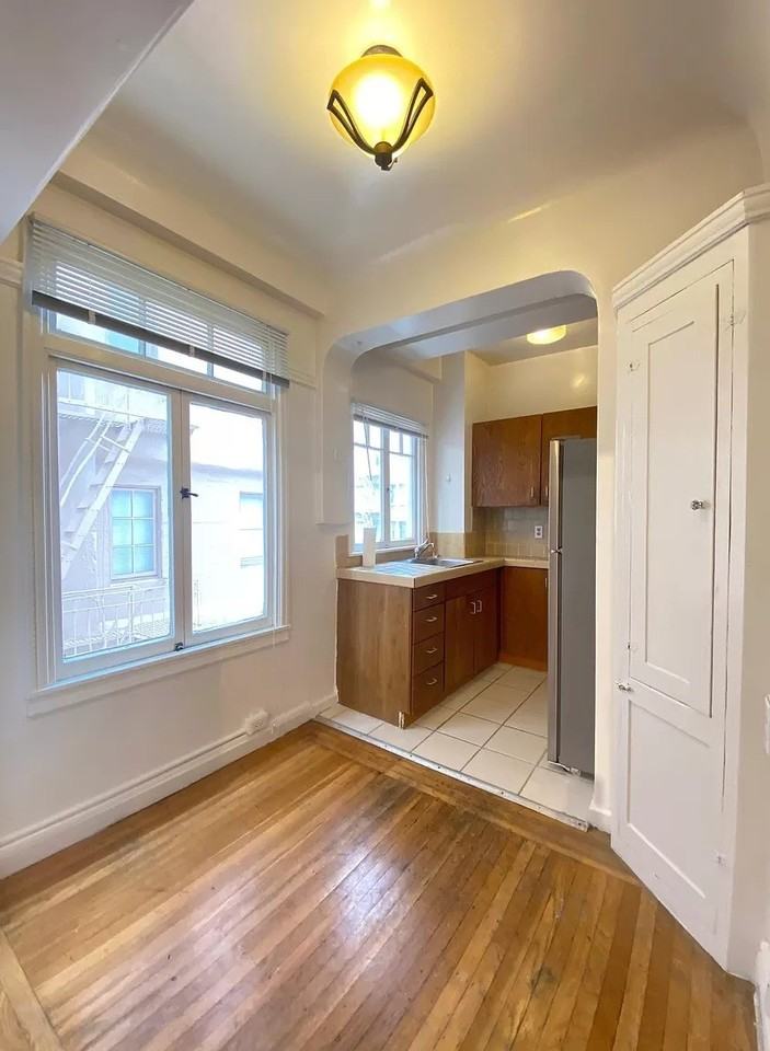 930 Sutter St #403 - Photo 7 of 10