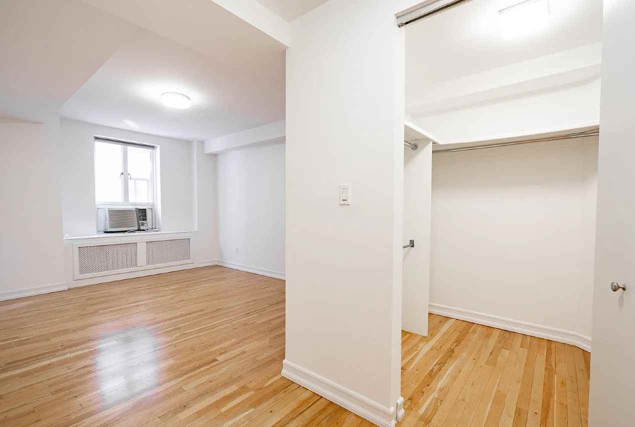 752 W End Ave #16HH - Photo 6 of 11