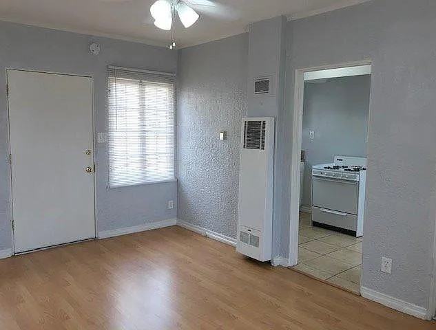 607 N Occidental Blvd #1-4 - Photo 6 of 15