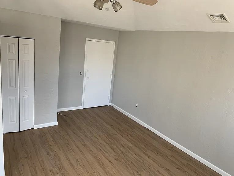 531 Main St #308M - Photo 3 of 5