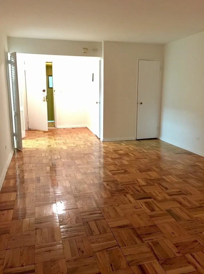 525 Ocean Pkwy #62 - Photo 4 of 11