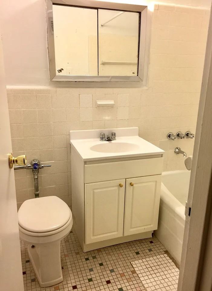 525 Ocean Pkwy #62 - Photo 5 of 11